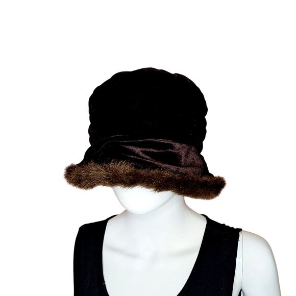 Street Smart by Betmar Vintage Brown Velvet Hat with Fur Trim - Picture 4 of 7